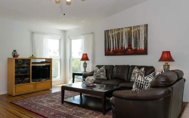 Cove at Sandy Pointe Unit 202a