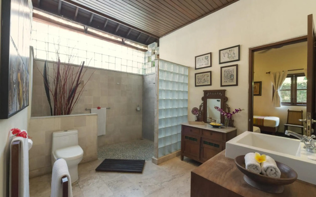 Villa Eight