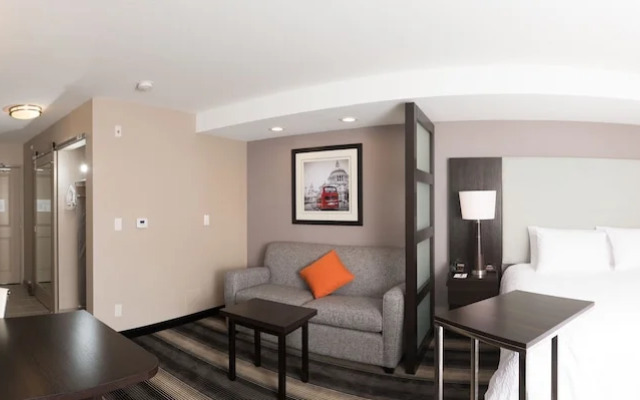 Western Star Signature Hotel & Conference Centre