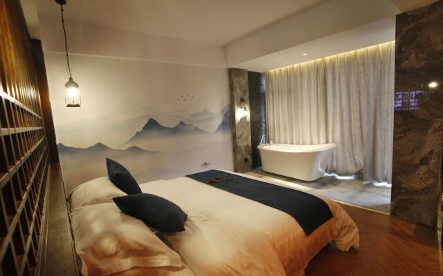 South Mountain Boutique Hotel