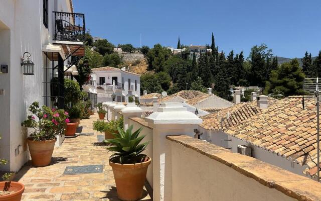 Mijas Pueblo Cosy Townhouse, sleeps 4