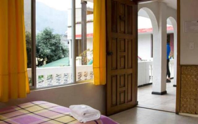 Hostal Santa Cruz Backpackers