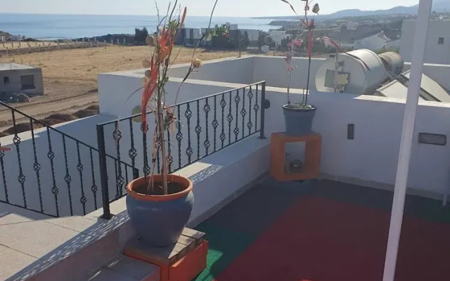 Crystal Bay View Apartment