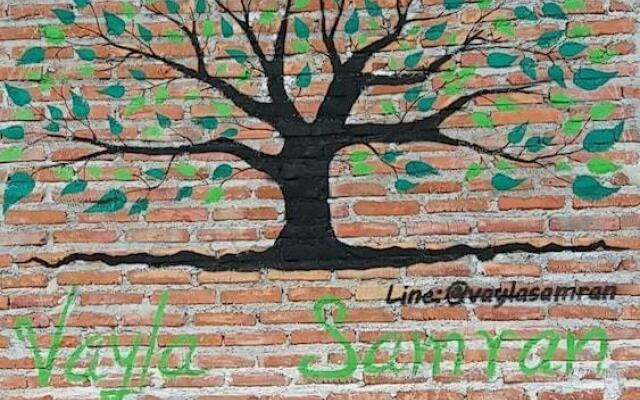 Roomquest Amphawa Vaylasamran Floating Market