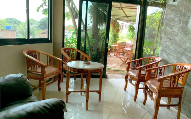 Hotel Omah Pelem Syariah - Hostel