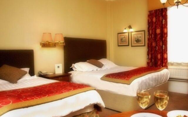 George Hotel