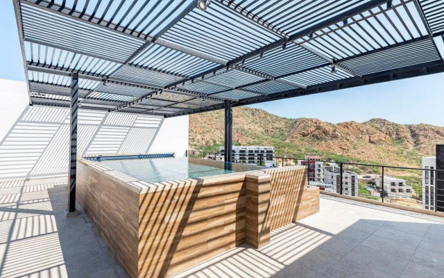 Espectacular Condo zona centro, 10 min Marina CSL