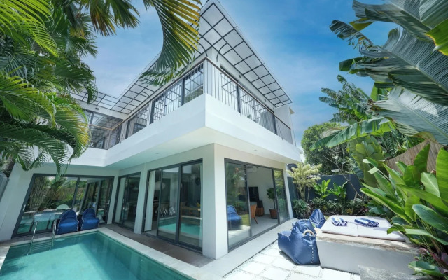 Twin Villas Drupadi 8Br Seminyak
