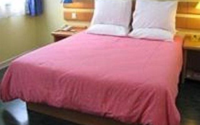 Home Inn Beijing ChaoYang Park