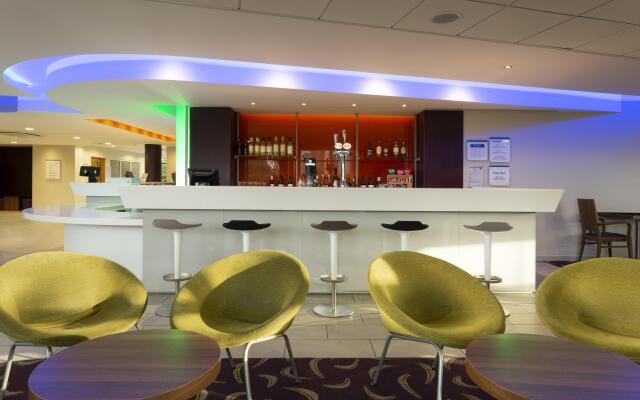 Holiday Inn Express Dunstable by IHG