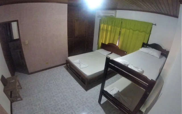 Tauma Hostal & Camping