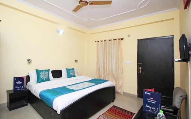 Oyo 4109 Hotel Traveller Inn