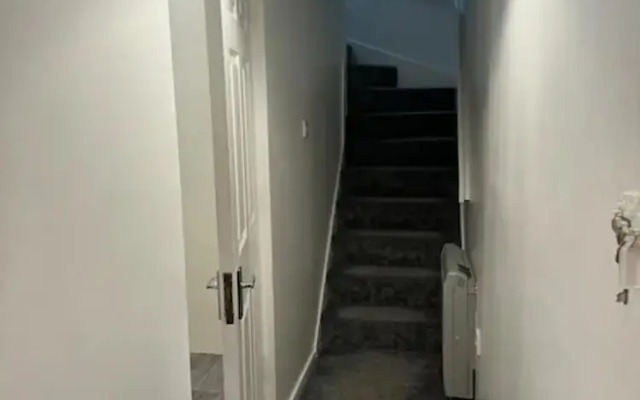 3 Floor 2 Bedroom House