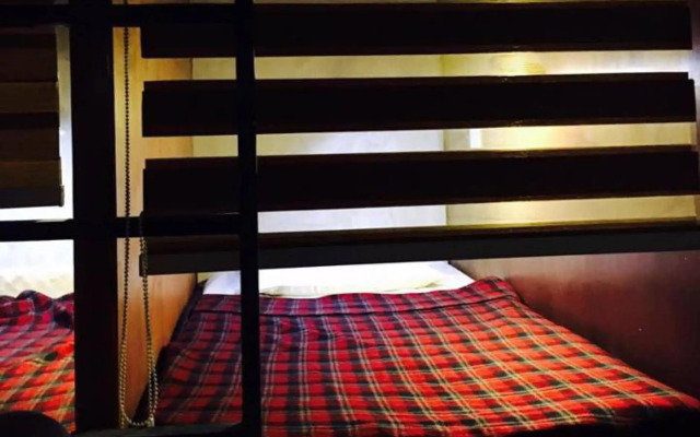 Wire Hostel Patong