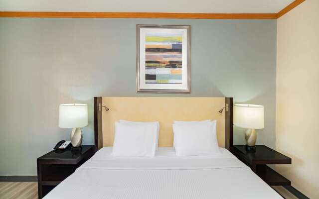 Baymont by Wyndham Hinesville Fort Stewart Area