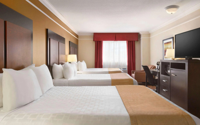 Travelodge by Wyndham Meadow Lake