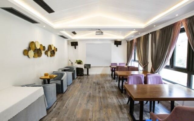 Bojing Shanshuifu Inn