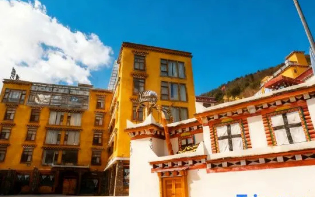 Kawala Hotel (Kangding Love Song Square National Highway G318) – Exterior – Kangding