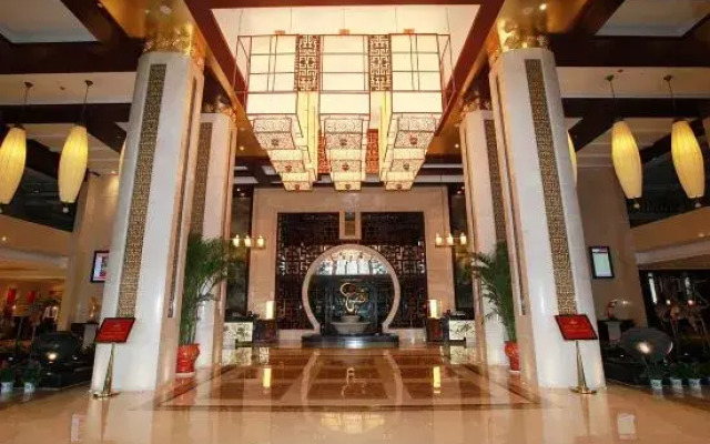 Wuhan Canglong Avenue High-speed Railway Kerry International Hotel