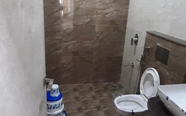 Hotel  Savera Palace