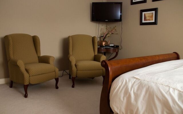 Joe-Lin Station Bed & Breakfast
