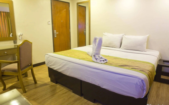 Atrium Hotel