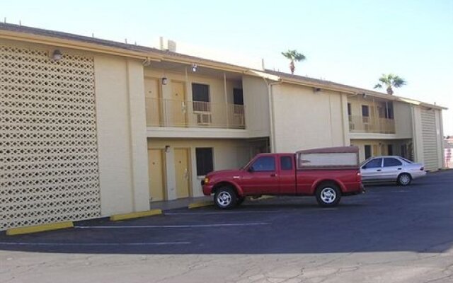 Travel Inn - In Phoenix (Alhambra)