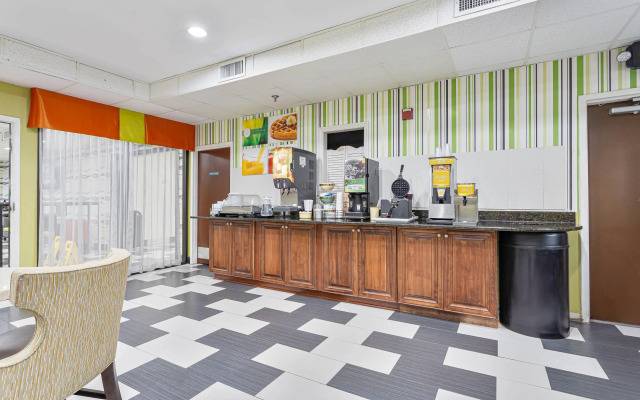 Quality Inn Prattville I-65