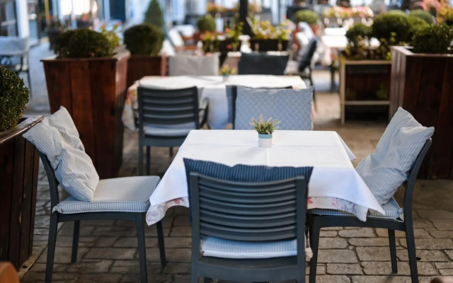 Garni Hotel Le Petit Piaf