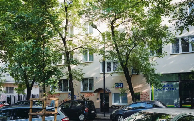 ASKI Hoża Apartment