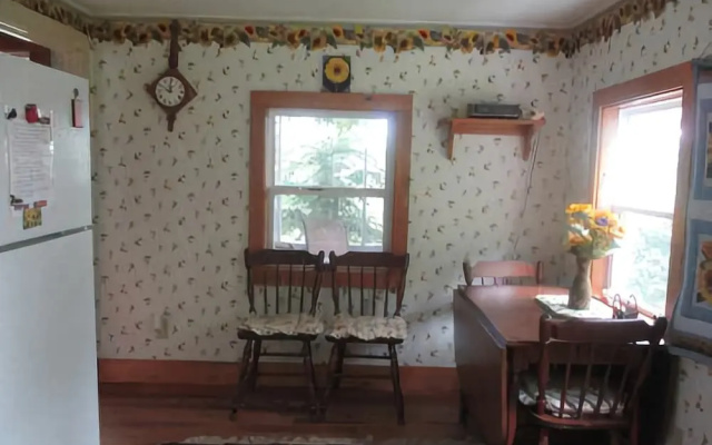 Palmer Retreat - Two Bedroom Home