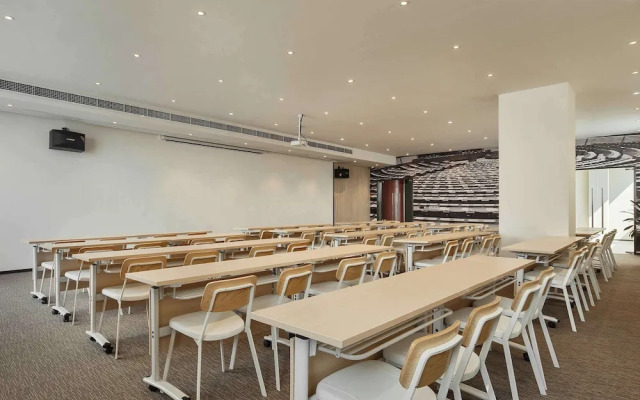 Ibis Dazhou Dazhu Hotel