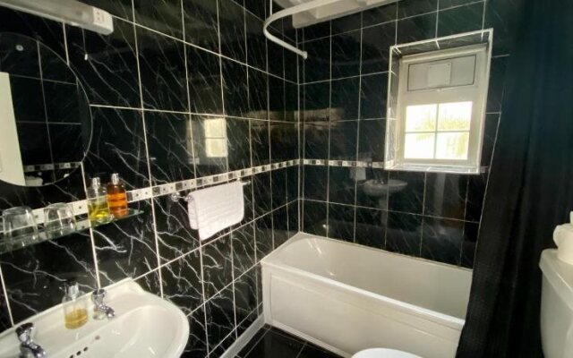 Home Farm Hotel