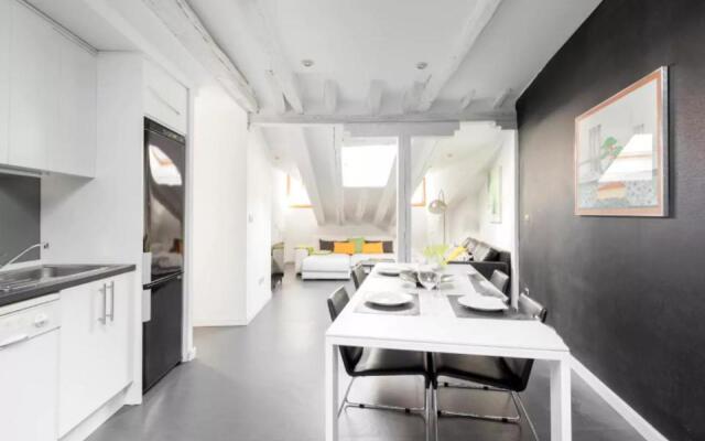 Cute Apartment In The Heart Of Madrid