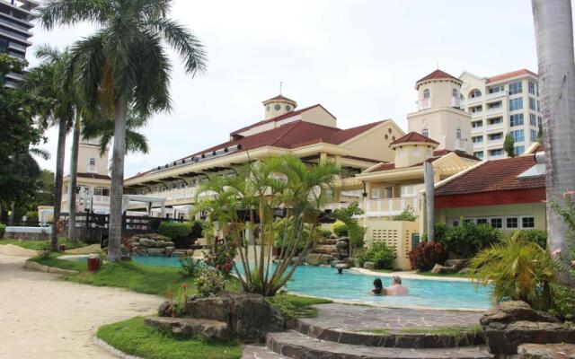 Vista Mar Beach Resort and Country Club