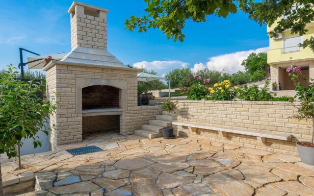 Holiday home Lisicic Croatia