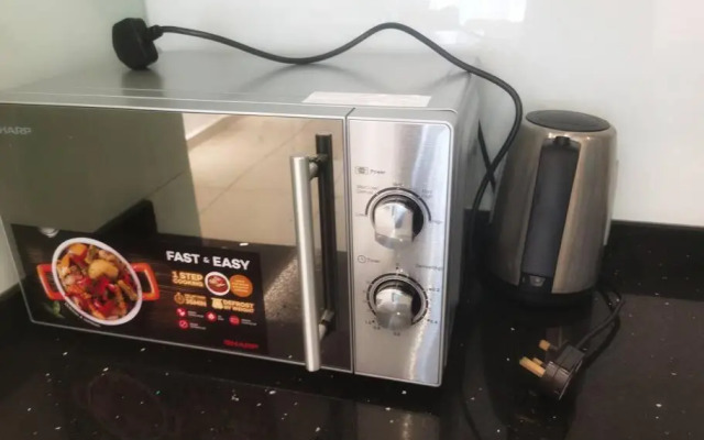 Puchong, Old Klang Road,8pax, Midvalley Pavilion 2