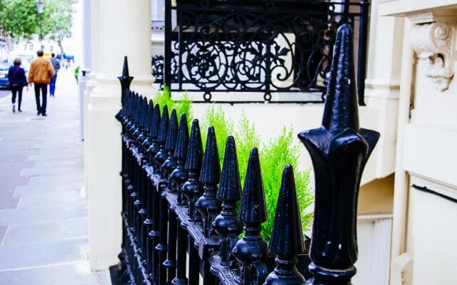 Lord Kensington Hotel