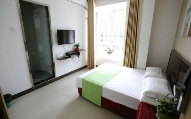 Sanya Furen Theme Holiday Apartment