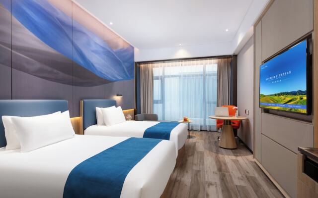 Shenzhen Naive S Hotel (Xili Metro Station Store)