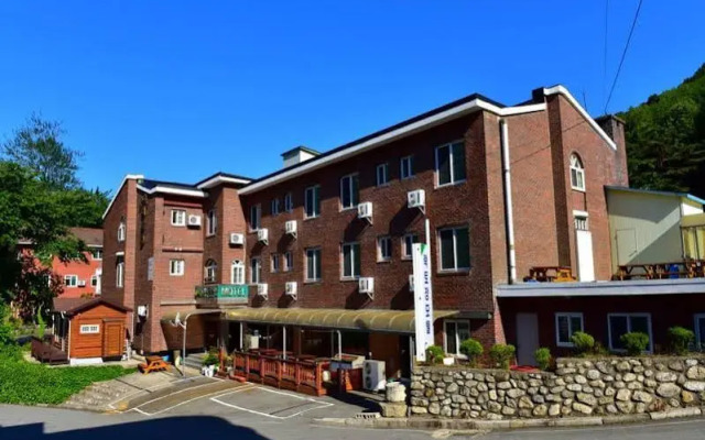 THE RED HOUSE - Hostel