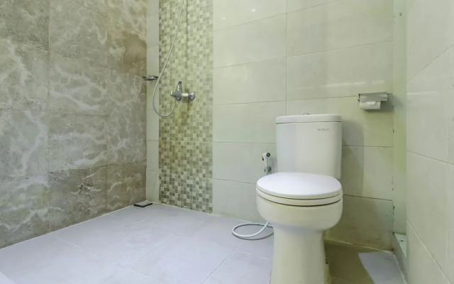 RedDoorz Plus near Tugu Jogja