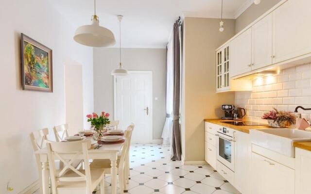 Apartament Nowe Miasto - Park Róż