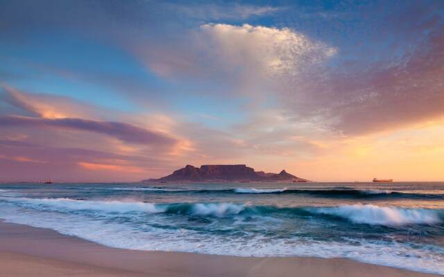 Horizon Bay 1206 by CTHA