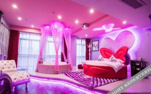 Xinyu 520 couples theme hotel