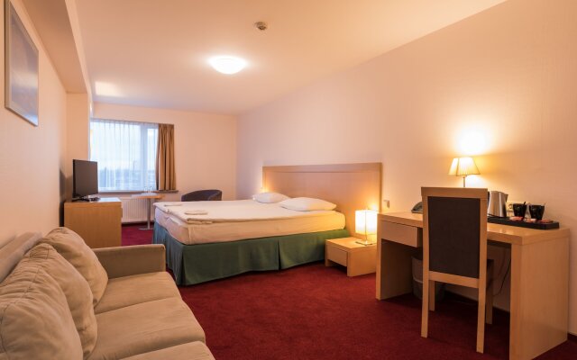 Riga Islande Hotel with FREE parking