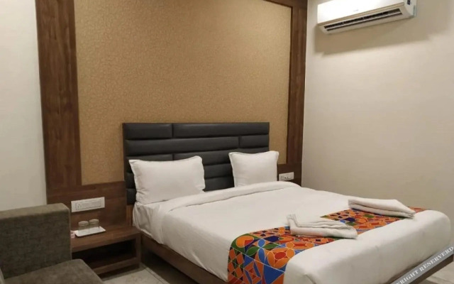 Hotel Krishna Palace