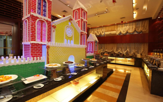 Grand Royal Hotel