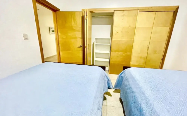 Marbella 2bedroom Beachfront Apartment