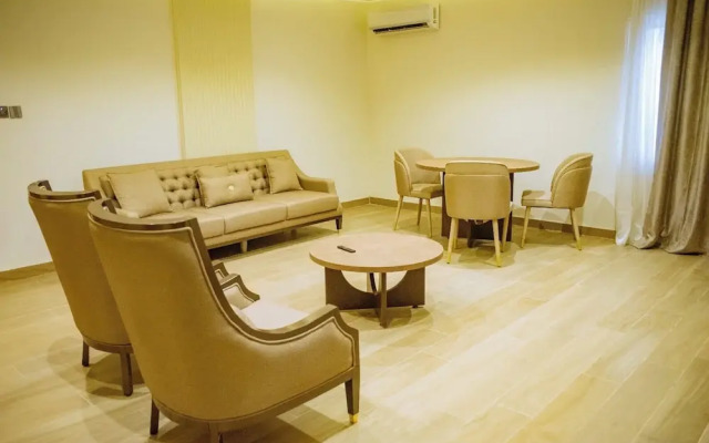 Check Inn Hotel Gimbiya